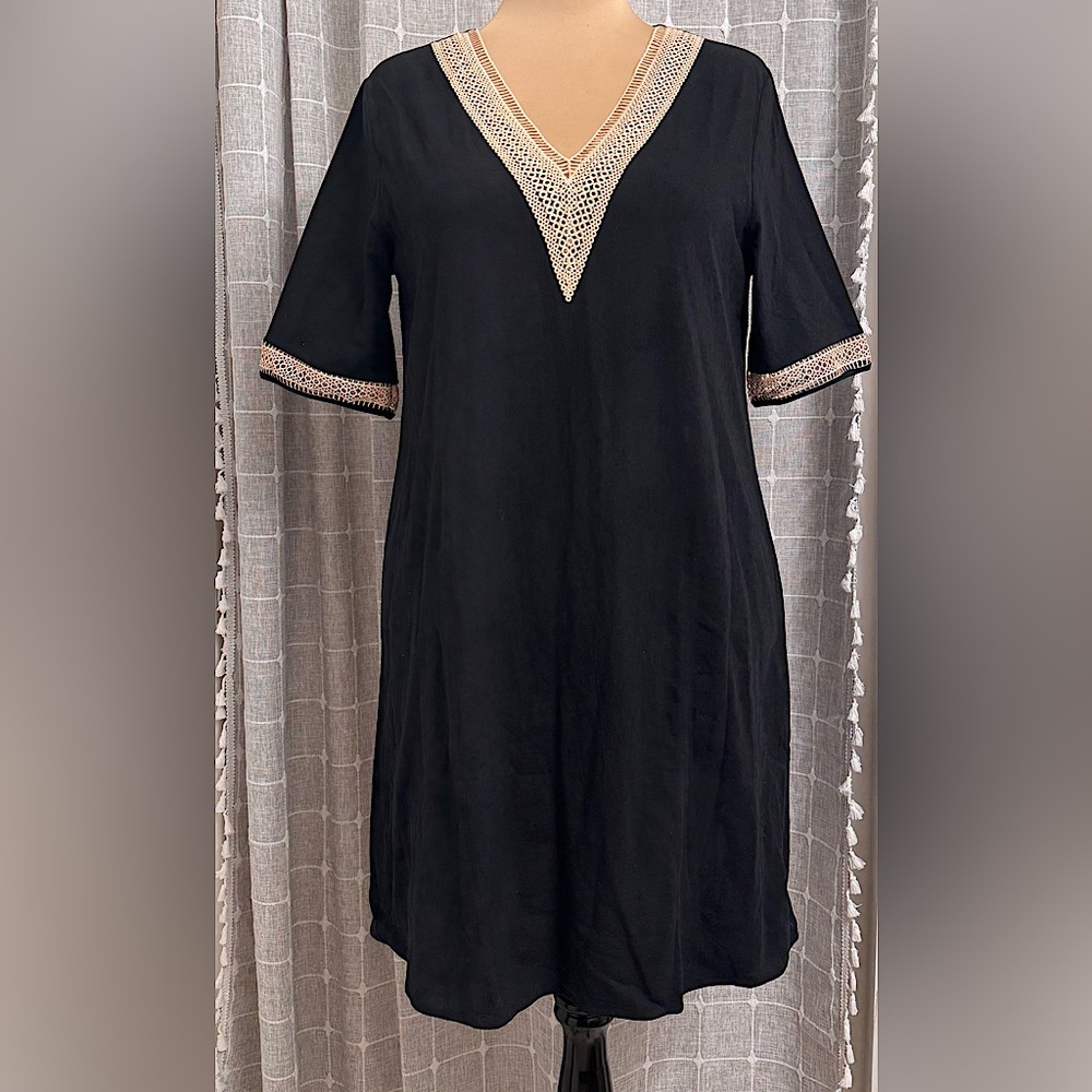 NWT Crochet detail Cover Up 36” long